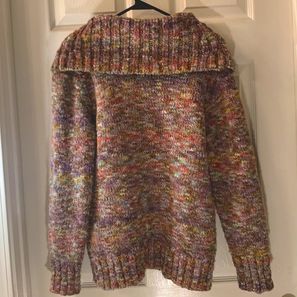 Hand Knit Chunky Kawaii Cute Sweetheart Cowl Neckline Sweater - Picture 10 of 12